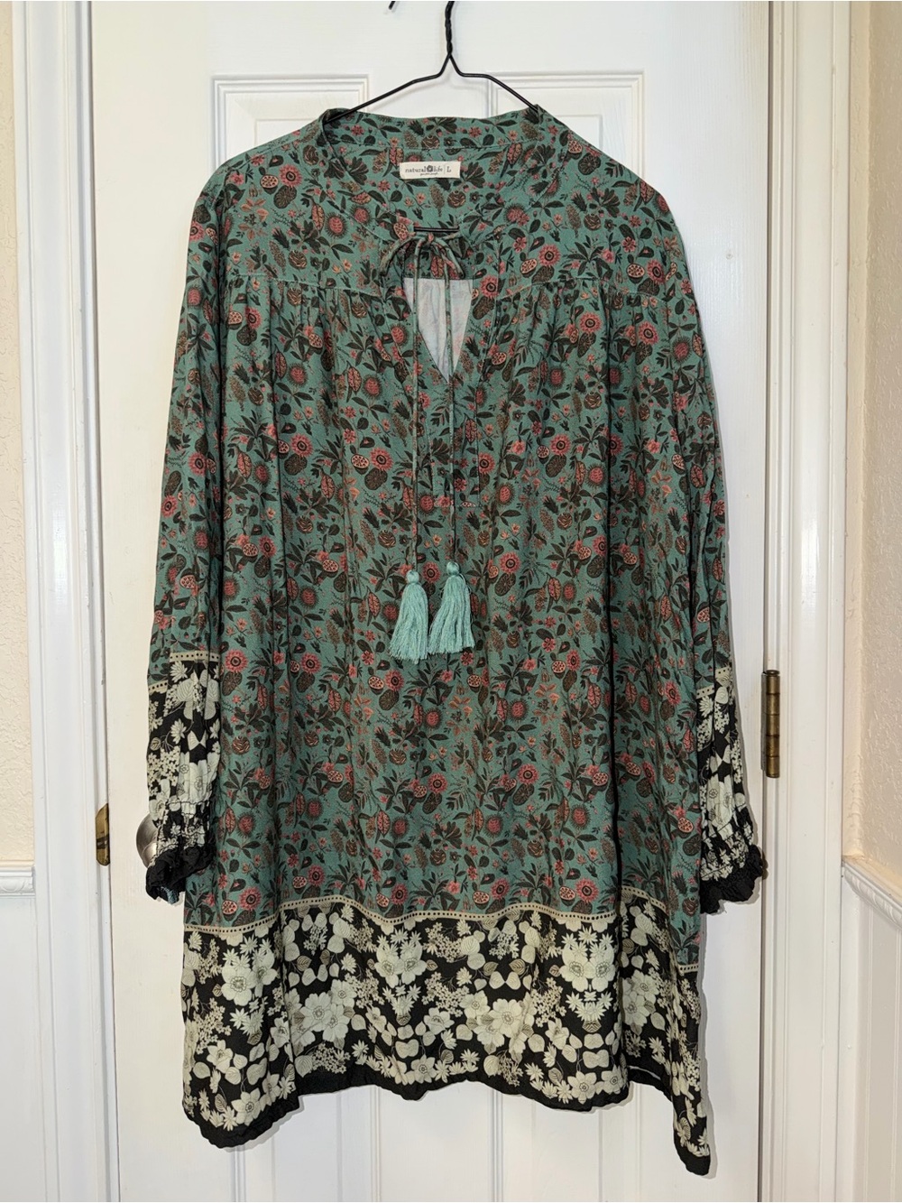 Natural Life Dara V-Neck Green/Multi Floral Print Mini Dress